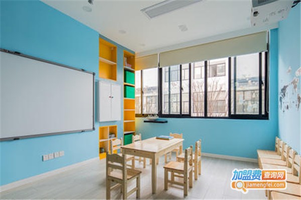 蓝山教育加盟费