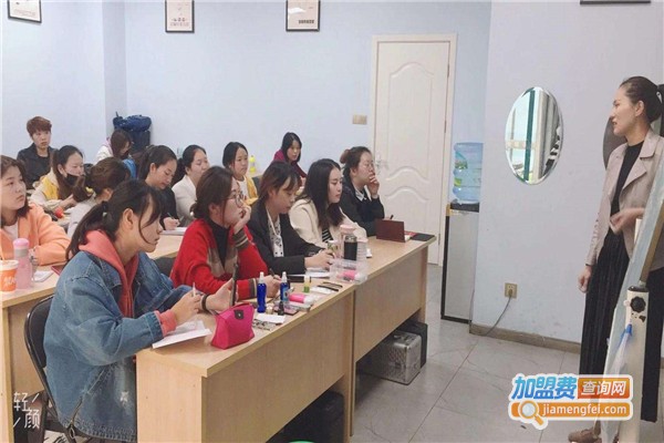 学酷教育加盟费