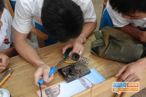 德科亿家家电清洗加盟费