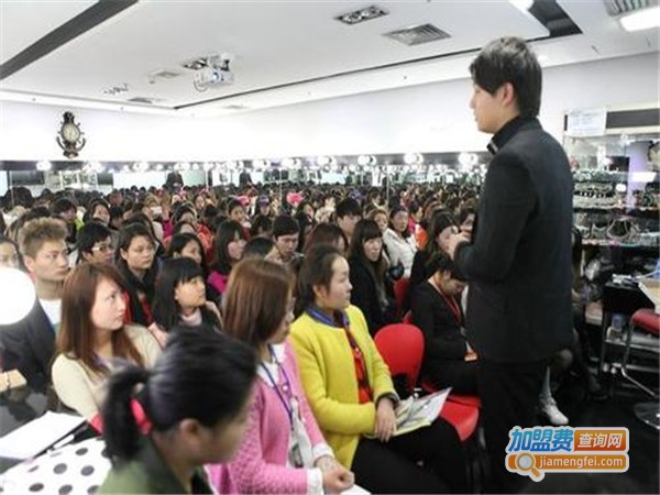 昊轩化妆摄影培训加盟门店