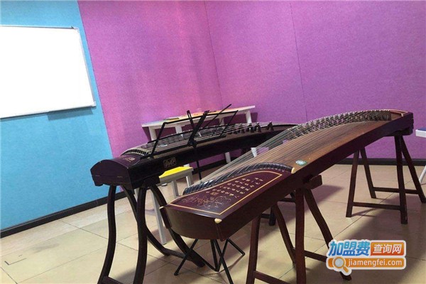 艺通艺术培训加盟费