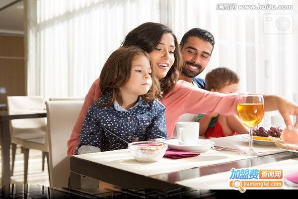 一家人餐厅加盟门店