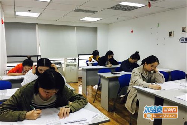 中意坤技术培训加盟费