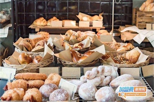 龙兴面包加盟费