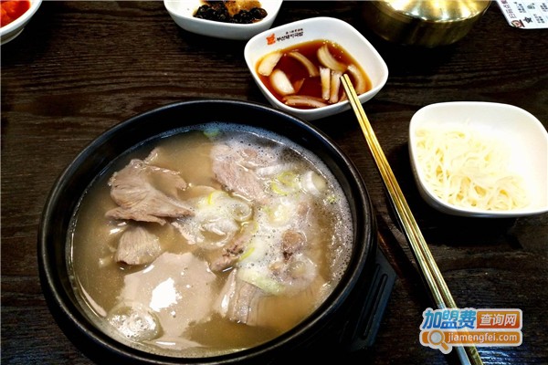 传世骨汤饭加盟费