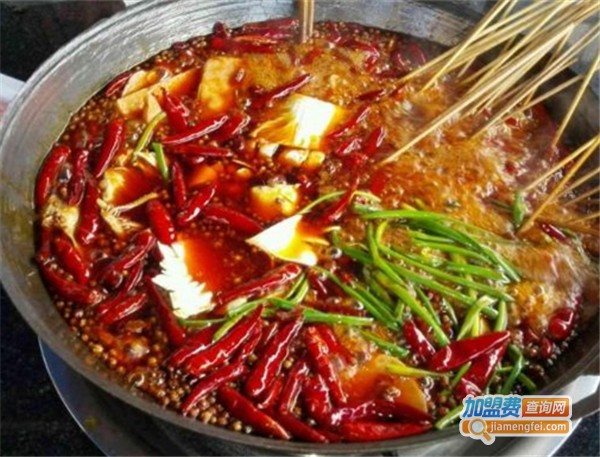 龙晓影串串香加盟费