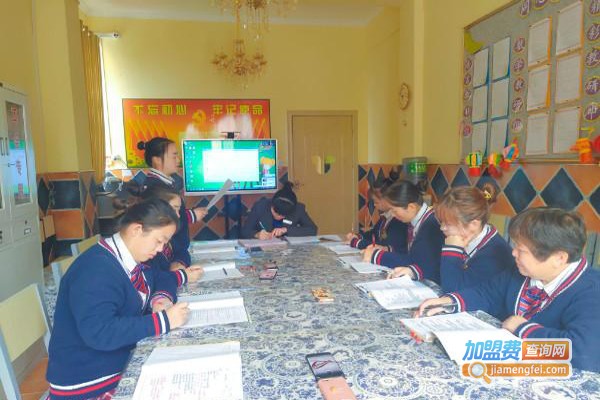 枫林晚幼儿美术加盟费