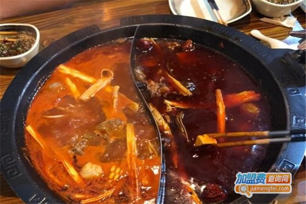 重庆巴适三和鱼火锅加盟费