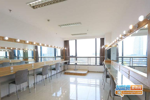 鑫乐彩艺术教育