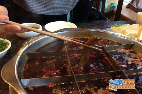 重庆齐齐鳝鱼火锅加盟费