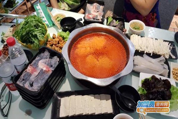 黔道贵州草本火锅加盟门店