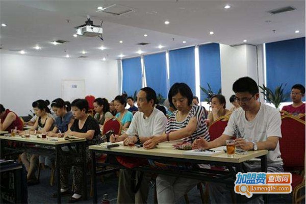 伟宁文化艺术培训