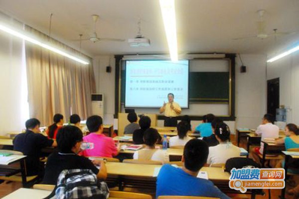 京彩教育加盟费