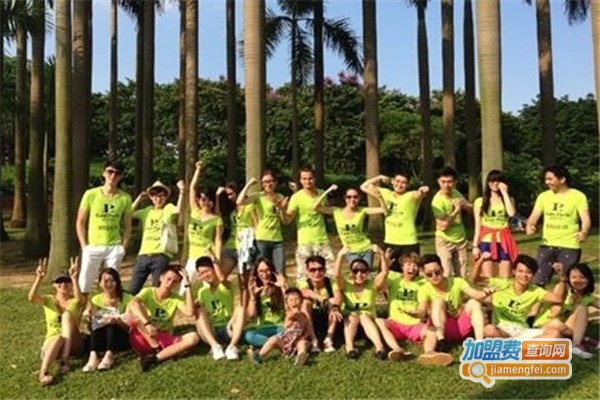 东方巴黎模特学校加盟