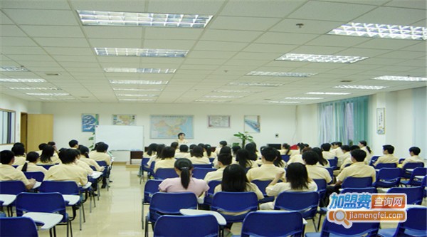 鹤立教育加盟费