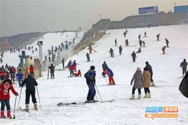 五龙滑雪加盟费
