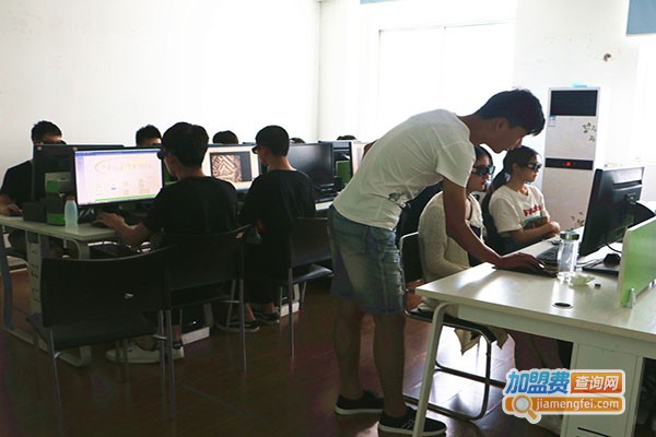 百测技术培训加盟门店