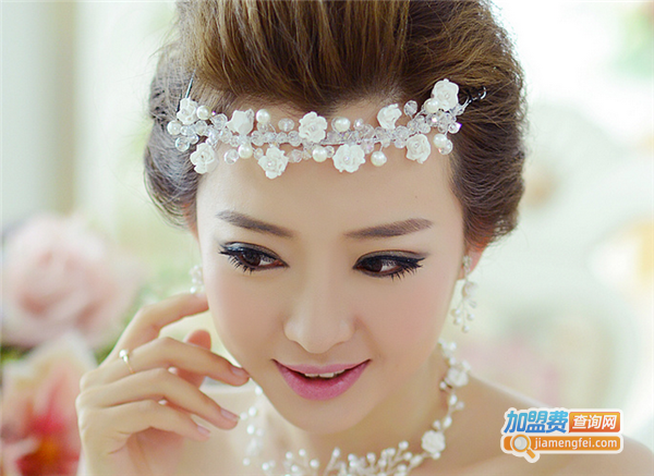 小燕子头饰加盟费