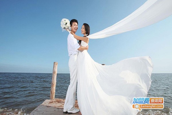 80后婚纱摄影加盟