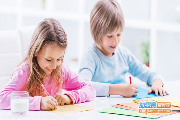 小伙伴教育加盟门店