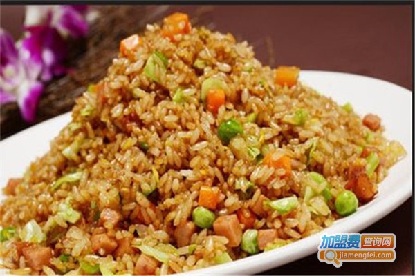 炒饭很嗨易拉罐茶油炒饭加盟费
