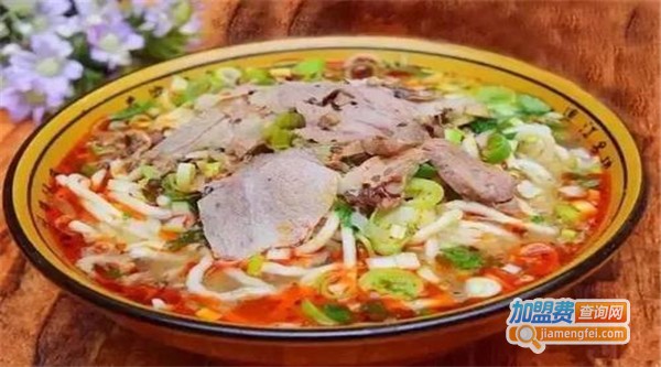 馋锅面砂锅面食加盟费多少？