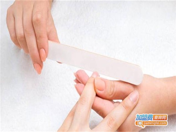 丽晶美甲加盟费