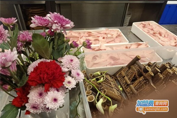 侨林四季风火锅加盟