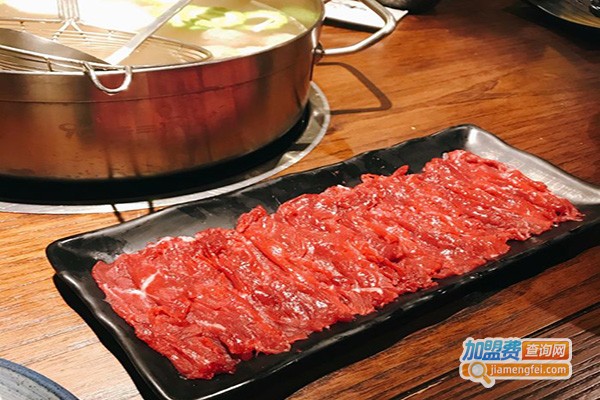味三亭潮汕鲜牛肉火锅加盟店