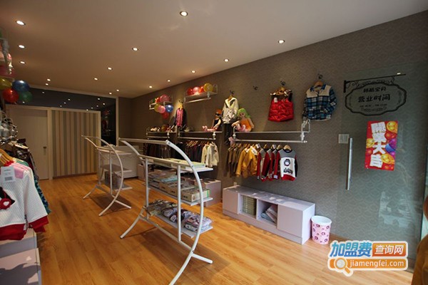 sourire欢声笑鱼童装