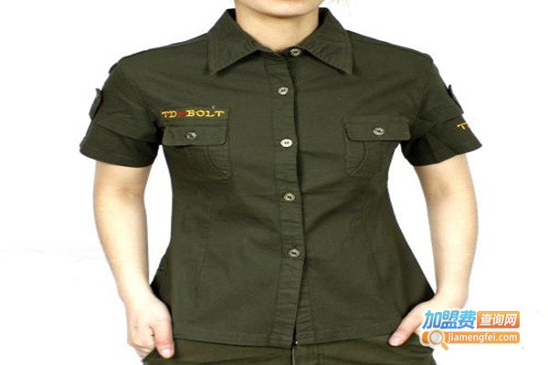 雷霆基地休闲服饰加盟门店