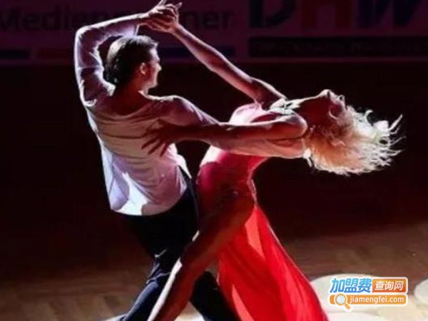 艺涓拉丁舞蹈加盟费