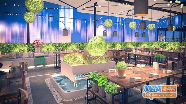 爱逛逛Maroon Box主题餐厅加盟费