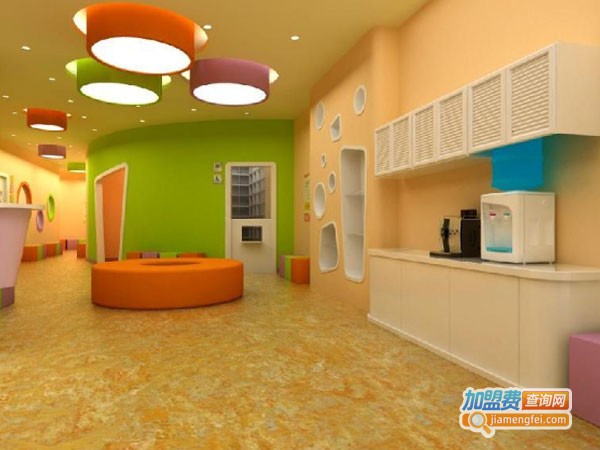 筑锐安亲托管加盟费