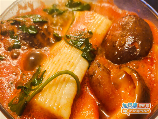 锅色锅香麻辣烫加盟费