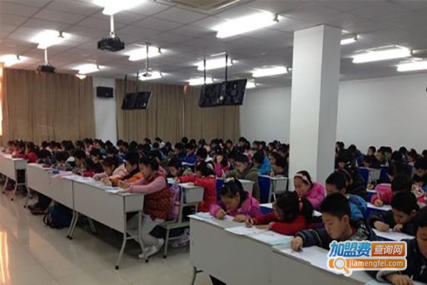 泡泡少儿教育加盟费