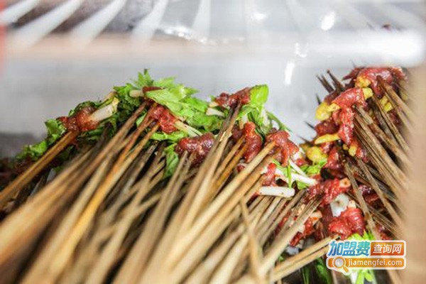 川雲山串串老火锅加盟费