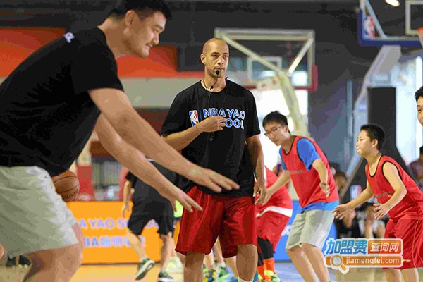 姚明篮球训练营
