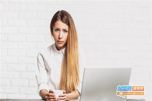 小盒课堂加盟费