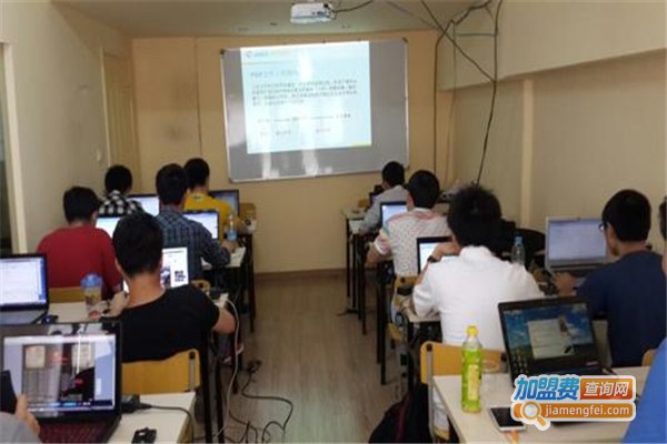 创恩信息教育加盟费