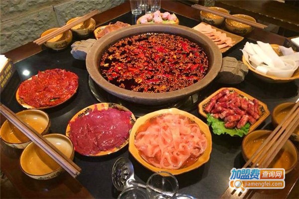 荣家牧场鲜菜火锅加盟费