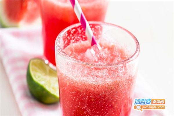 漫镜头饮品店加盟费