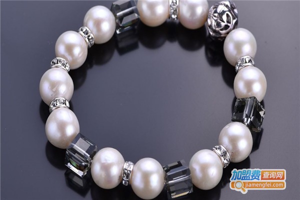 啊咿呀饰品加盟费