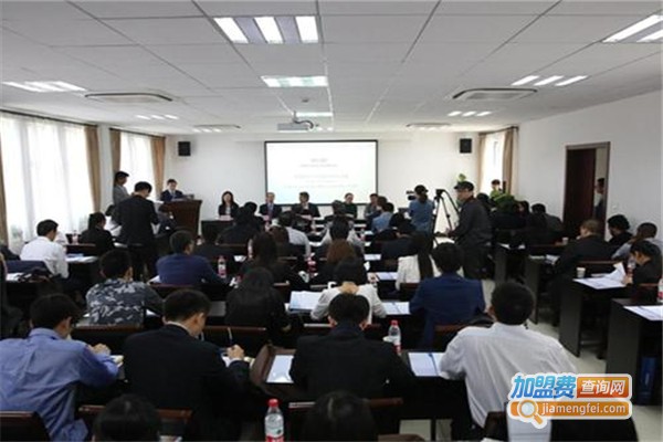 华政英才教育加盟费