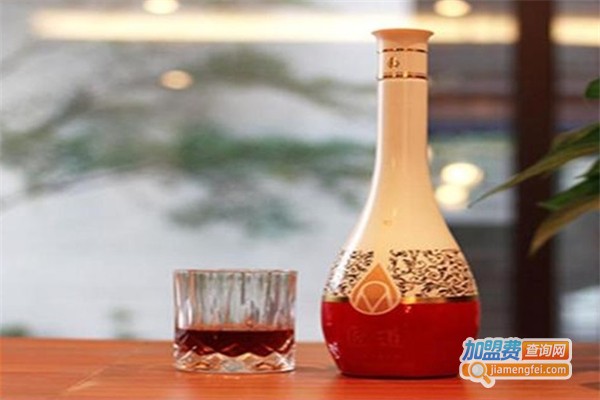 匠道黑枸杞白酒