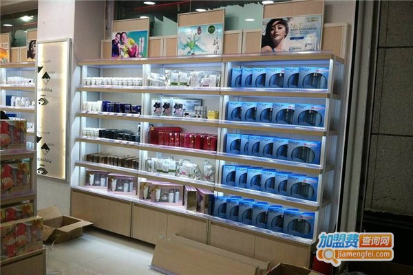 白如雪化妆品加盟费