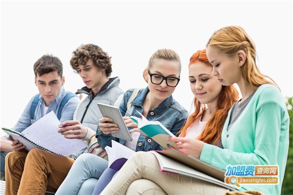 坦途留学加盟费