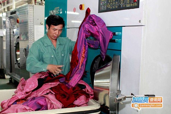 赛大洗衣加盟门店