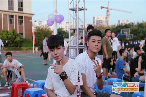 晋美画室加盟费