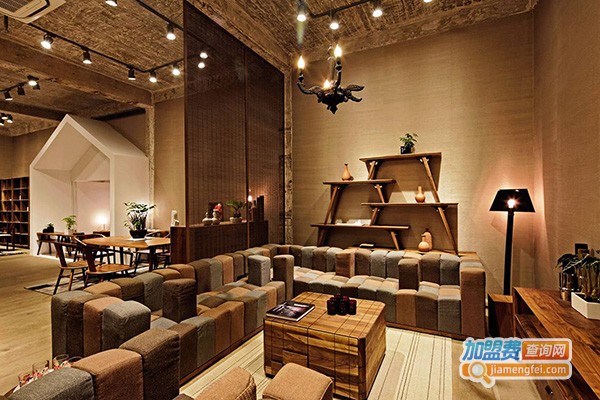 斯帝罗兰家具加盟门店